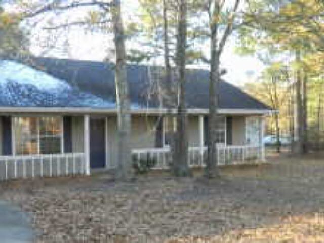 2nd image of 20 Woodcrest Dr