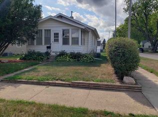 602 Magnolia Pkwy, Waterloo, IA 50701