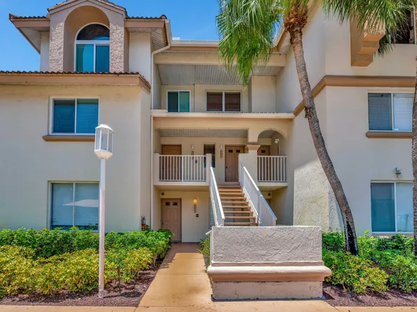 19203 Glenmoor Drive, West Palm Beach, FL 33409