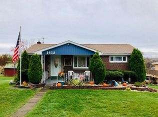 1412 Marion Dr, Finleyville, PA