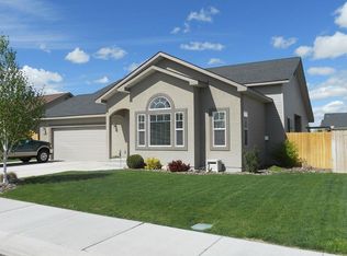 1497 Bradley St, Twin Falls, ID 83301
