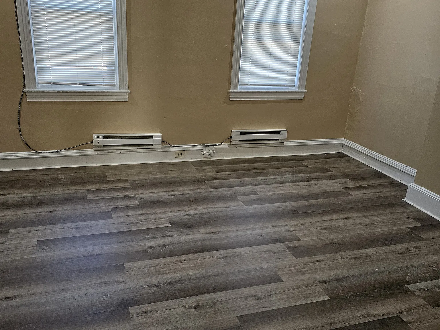 2 bed, 1100 sqft, $1,250 — Photo 2