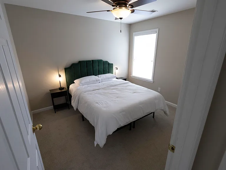 1226 Isle Bay Dr — Photo 33