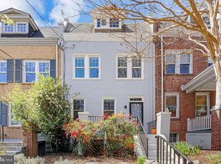 2132 37th St NW, Washington, DC 20007