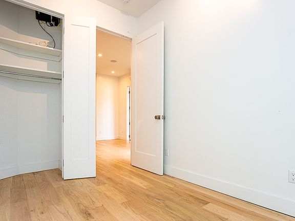 2nd image of 129 Troutman St #2R