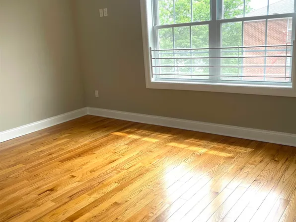 734 County Avenue image 16 of 19