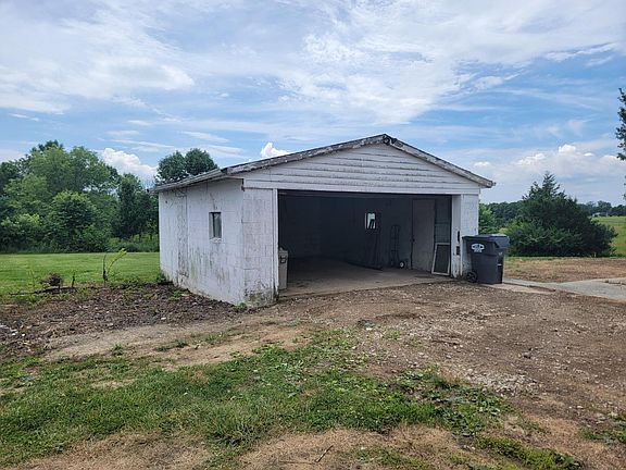 2nd image of 5219 Salem Ridge Rd
