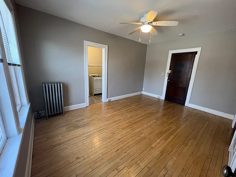 Stevens Square Apartments — Photo 47