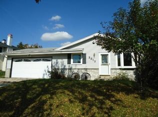2012 Canary St, West Bend, WI 53090