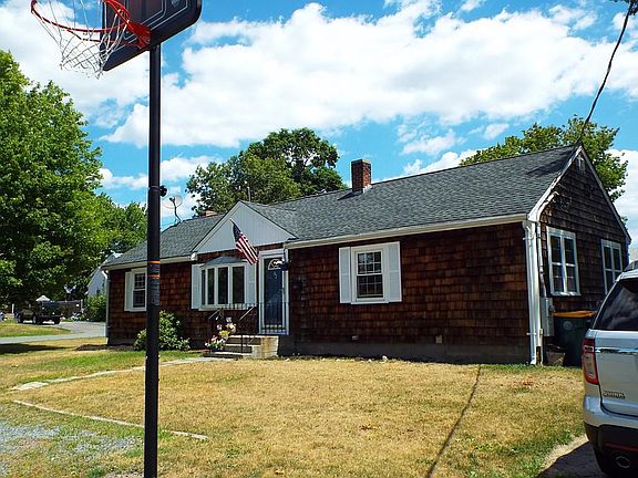 2nd image of 92 Linda St