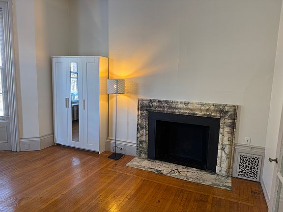 3rd image of 245 Beacon St #2F