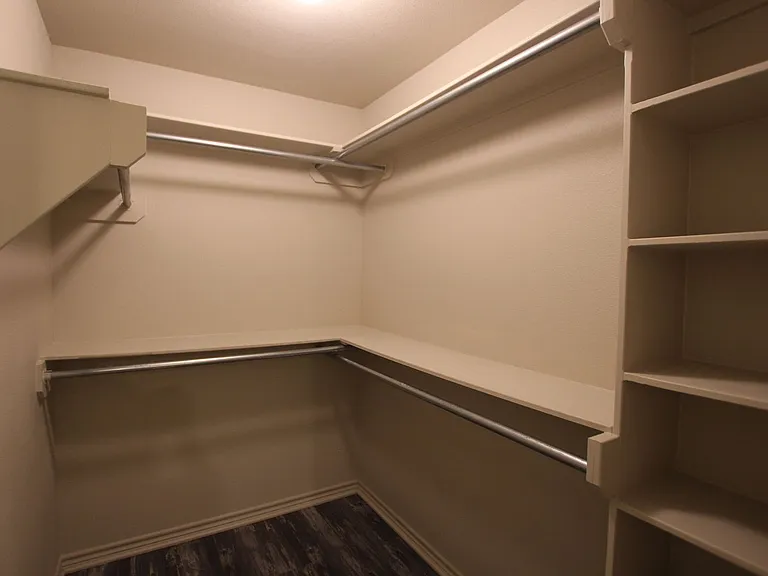 5912 Villa Rosa Way — Photo 15
