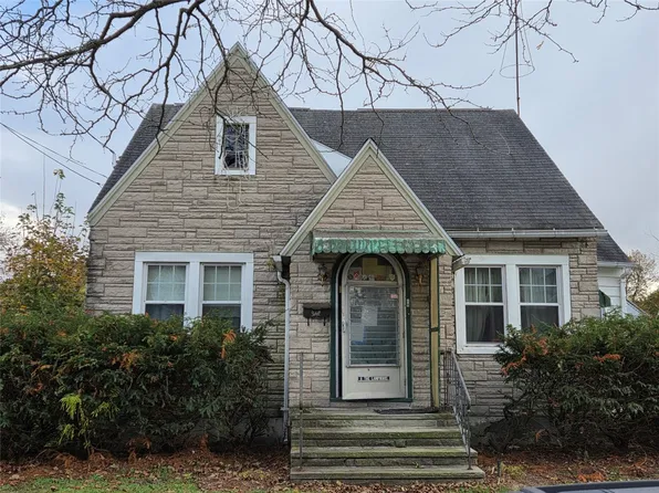 8 Bradley St, Binghamton, NY 13904