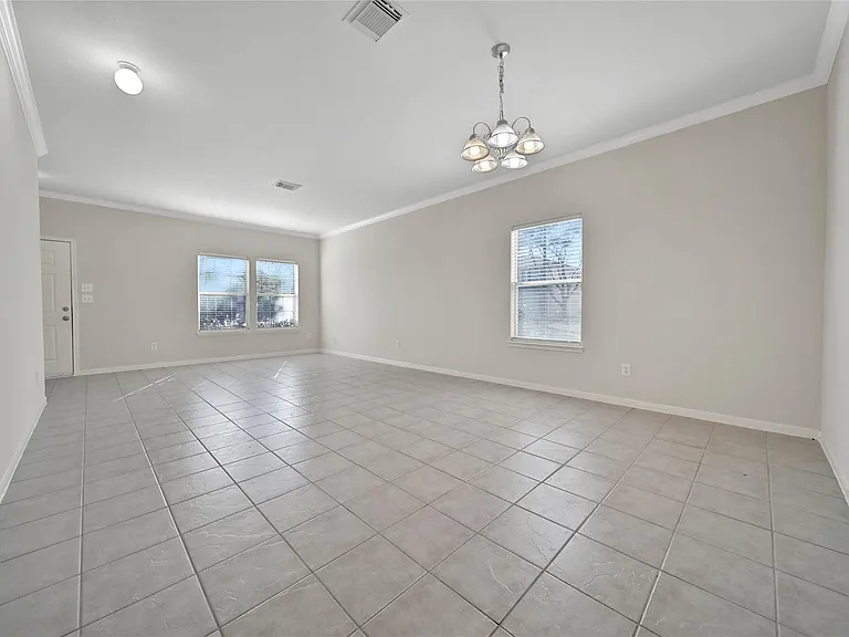 18330 Tangle Tree Ln — Photo 3