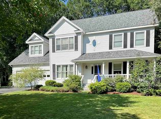 54 Muirfield Rd, Burlington, VT 05408