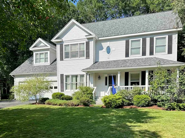 54 Muirfield Road, Burlington, VT 05408