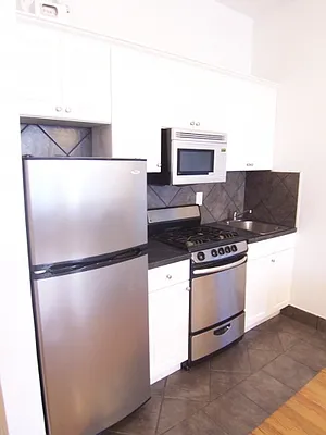 Rented by Citi Habitats | media 12