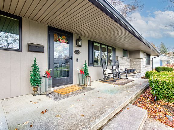 5th image of 2324 Elmwood Dr