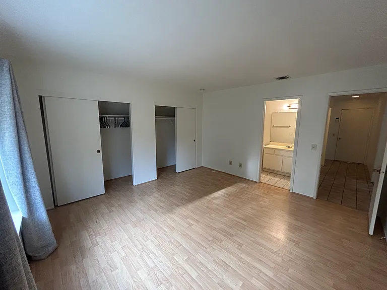 25861 Amapolas St — Photo 14