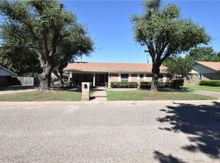 109 Delmore Dr, Hillsboro, TX 76645