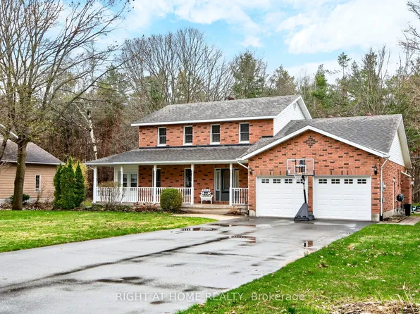 77 Cambridge St, Penetanguishene, ON L9M 1G7