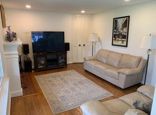 2707 Navarre Dr, Chevy Chase, MD 20815