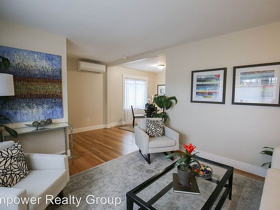 5th image of 374 Herma Ct