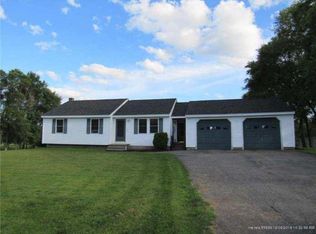 12 McIntosh Dr, Levant, ME 04456