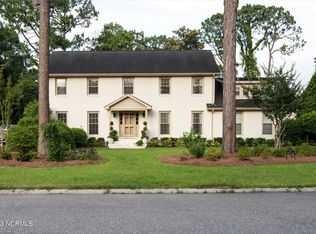 2223 Waverly Dr, Wilmington, NC 28403