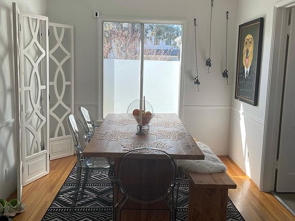Another view of the dining room.