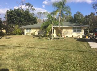 15561 Shamrock Dr, Fort Myers, FL 33912
