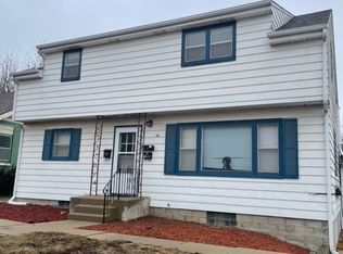 614 N Dakota St #201, Vermillion, SD 57069