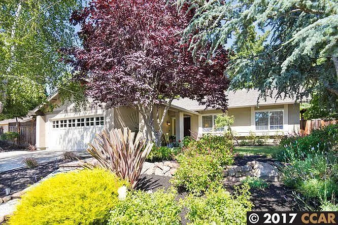 881 Century Way photo 1