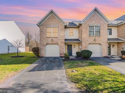 461 Waverly Woods Dr, Harrisburg, PA, 17110