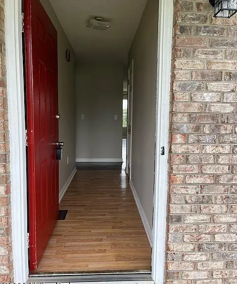 1711B Cliff Ridge Ct — Photo 2