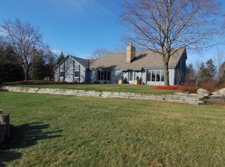 4818 Daisy Lane Cir, West Bend, WI 53095