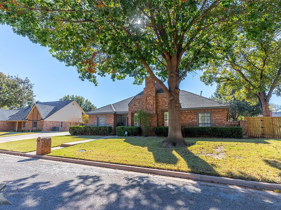1st image of 2509 Meadow Lake Dr