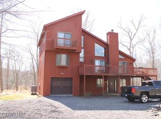3205 Windermere Dr, Bushkill, PA 18324
