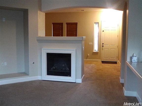 4th image of 3832 Eau Claire Ave