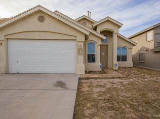 709 Teichelkamp Dr, Horizon City, TX 79928