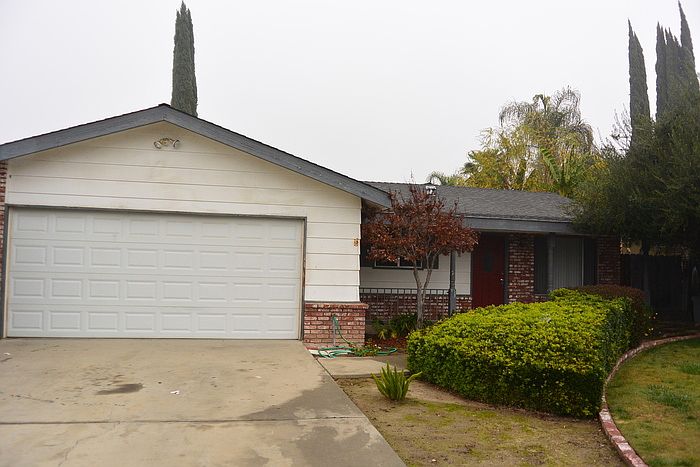 2nd image of 1106 W Evans Ave