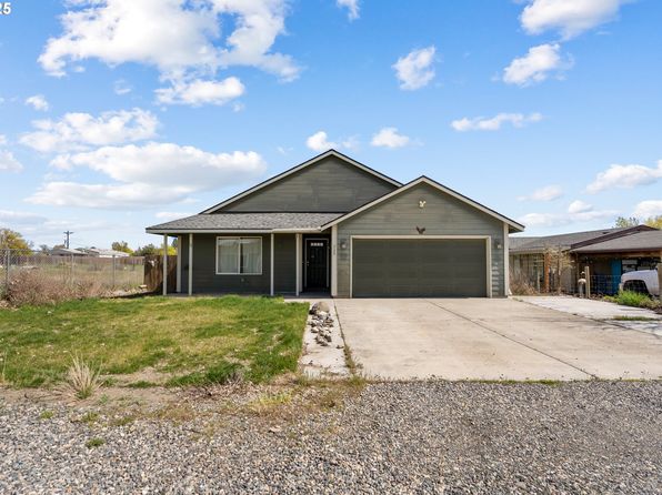 335 SE 3rd St, Irrigon, OR 97844