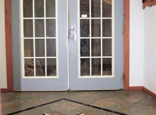 5640 Georgia Ave, Groves, TX 77619