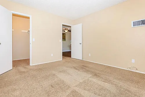 Windsong Apartments Photo 1