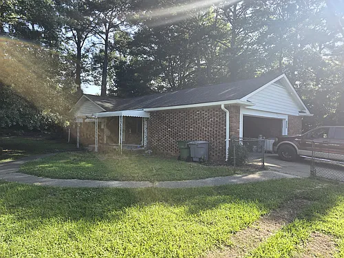 1102 Shoreham Dr Photo 1