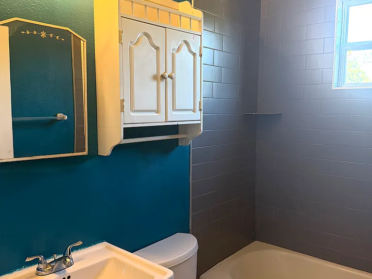 1117 NW 38th St #1119-A — Photo 17