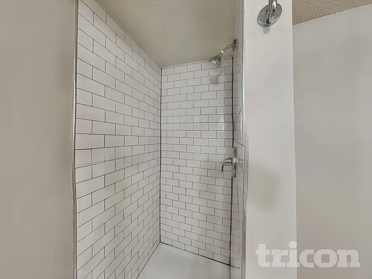 7317 Clinton Ave — Photo 13