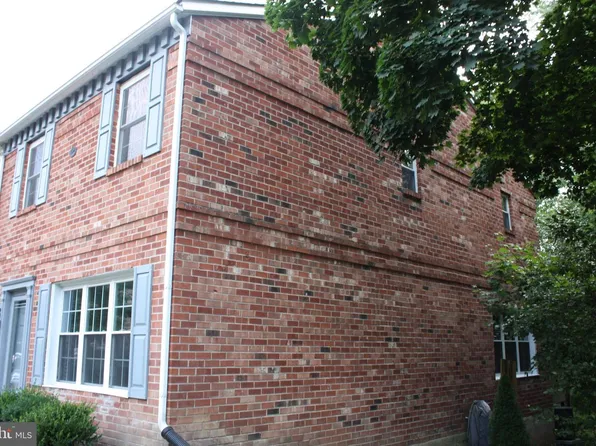 60 Providence Ave, Doylestown, PA 18901