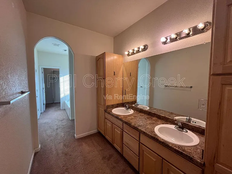 5271 Canyon View Dr — Photo 28
