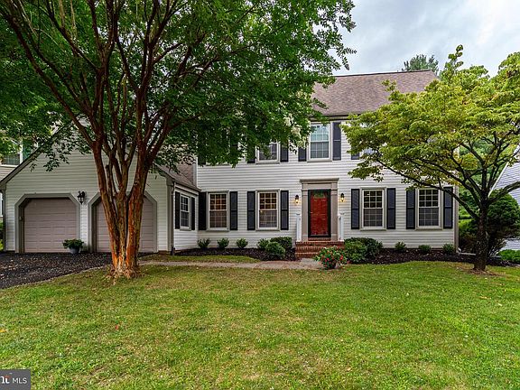 2nd image of 14208 Pleasant Meadow Ct